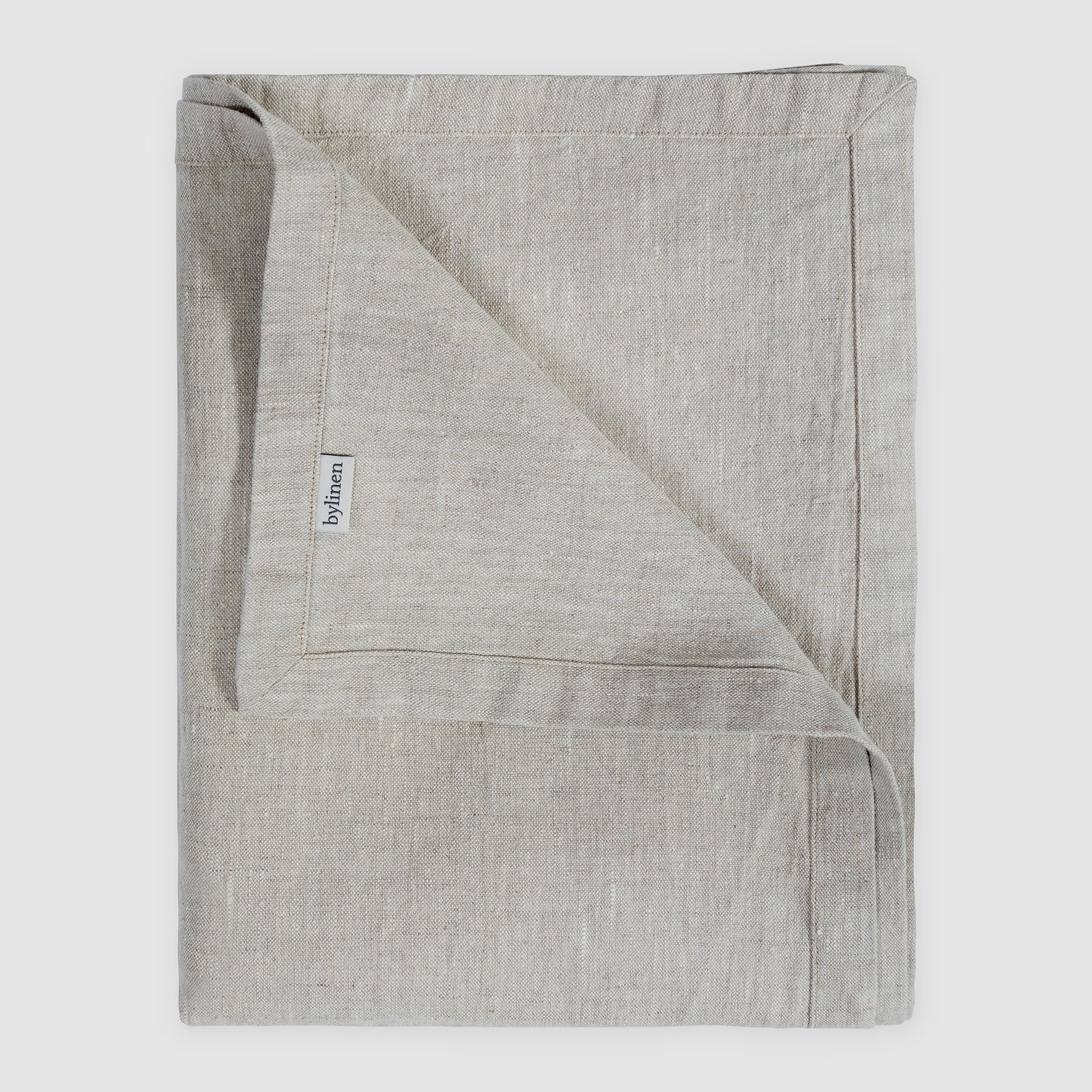 Beige linen tabelcloth