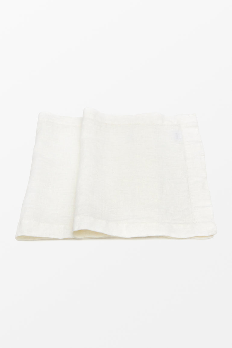 White linen placemats