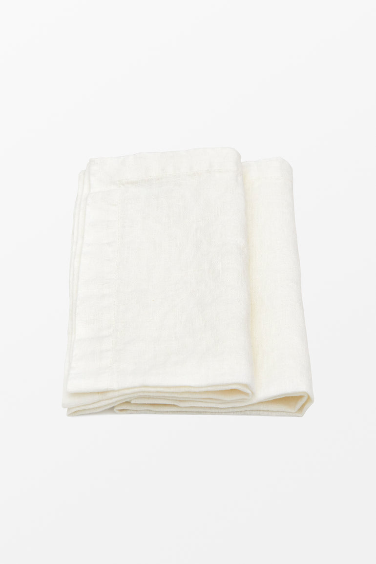 White linen napkins